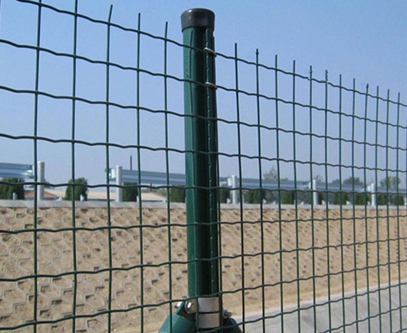 Vinyl Euro Wire Mesh Fence